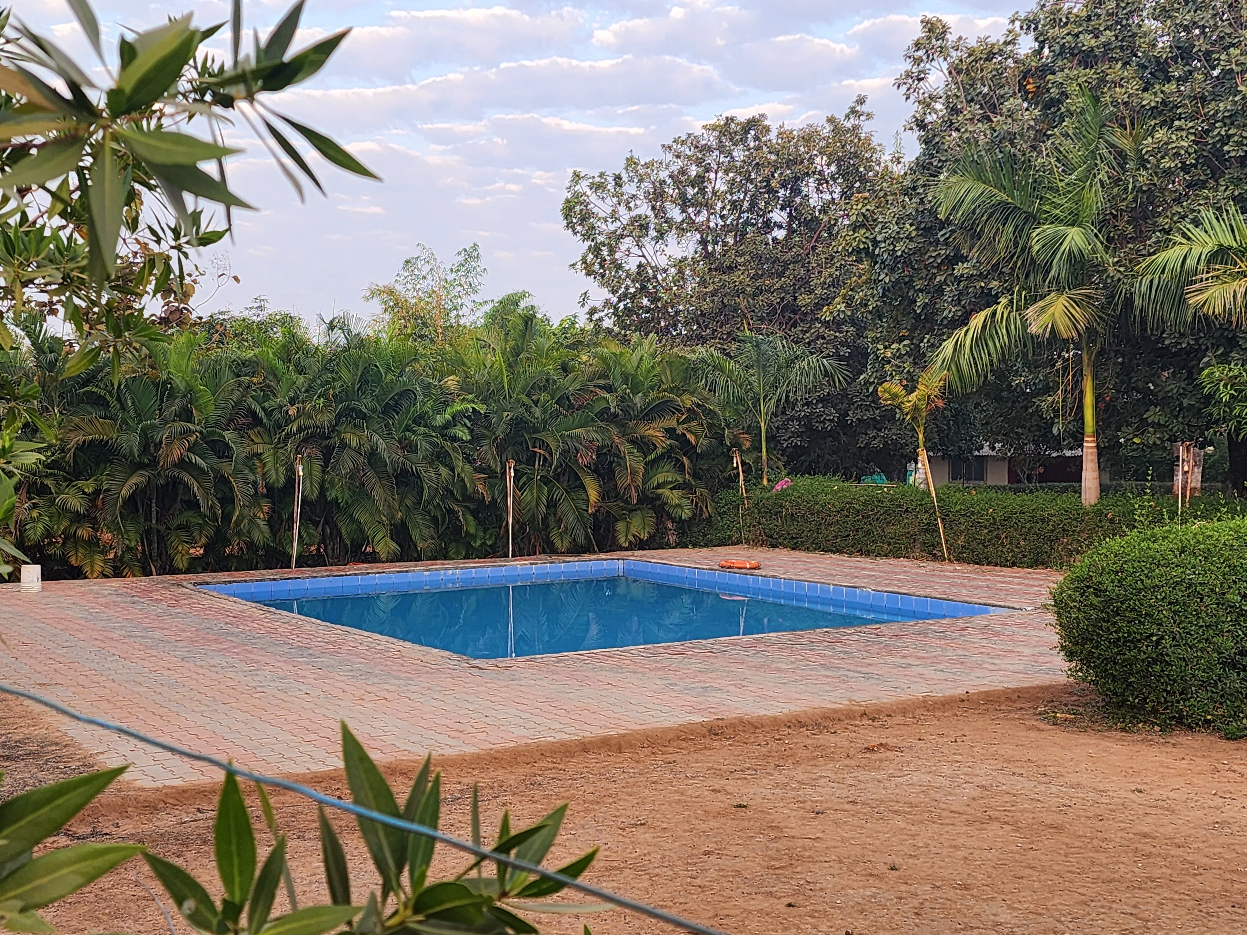 Best Picnic Place Near Ahmedabad with Swimming Pool and Food